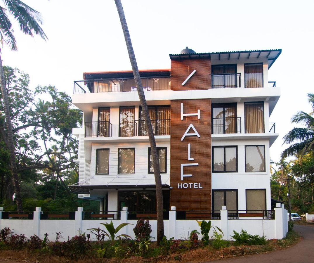 Half Hotel Calangute Exterior foto